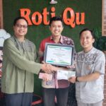 Menerima Wakaf Rotiqu (2)